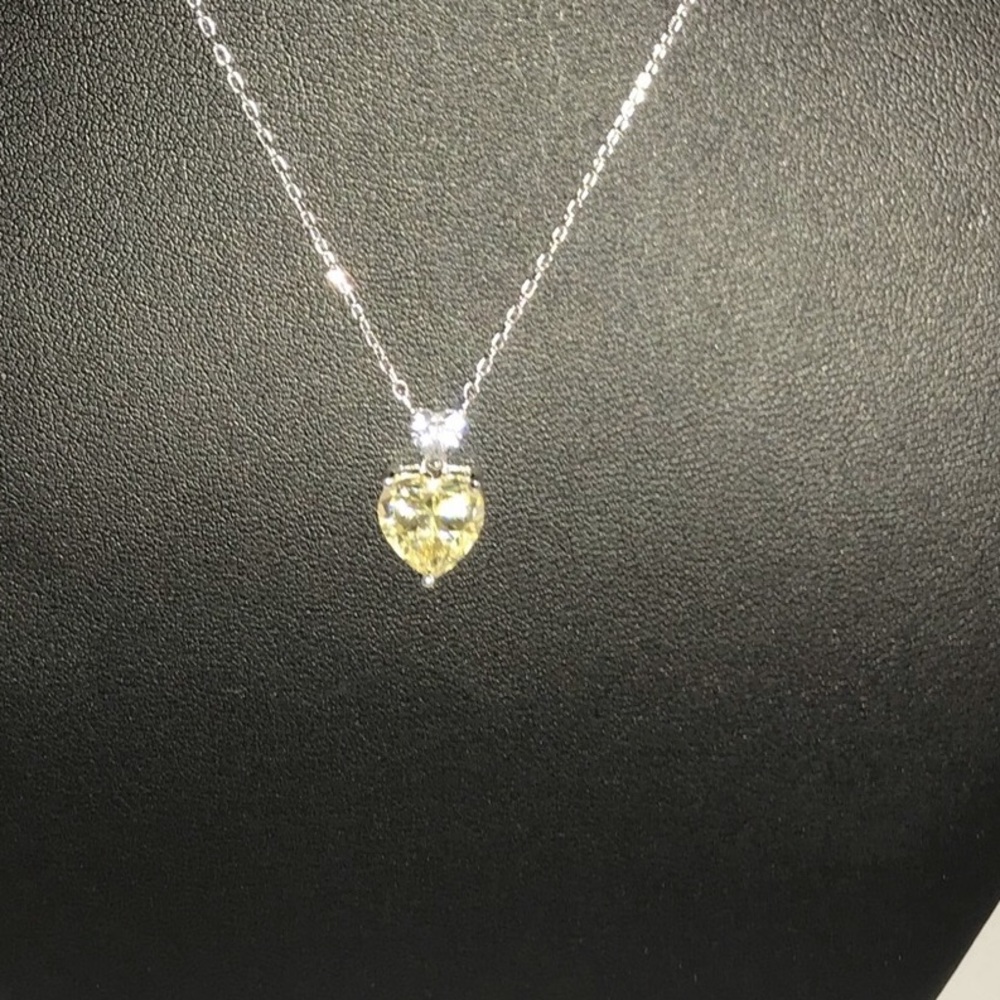 3ct Canary Heart Pendant - Picture 8 of 11